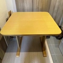 ニトリ　テーブル　2人用の画像