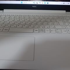 NEC　高年式　軽量薄型スリムモデル　 Wifi対応　　カメラ内蔵　USBTYPEC　ベゼルレス液晶の画像