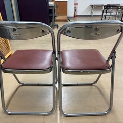 パイプ椅子の画像