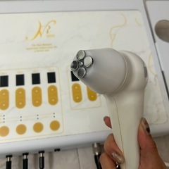 NR NINE 業務用エステマシン【新品300万円機器｜バスト・全身ケア可能】の画像