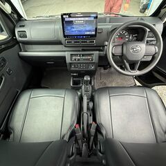 総額249.7万円★ハイゼットトラック　ジャンボエクストラ　4WD　5MT　HARDCARGOルーフラック・ワークキャリア・マッドフラップ・ルーフランプ・キャリア・バンパーガード・サイドオーニング　リフトアップ　ALPINE11インチフローティングナビの画像