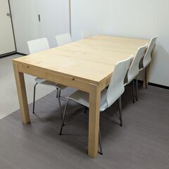 IKEA BJURSTA 大型 伸長式 エクステンションテーブルの画像
