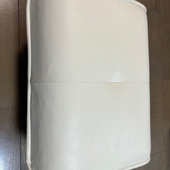 ソファーオットマンの画像