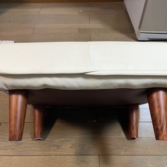 ソファーオットマンの画像