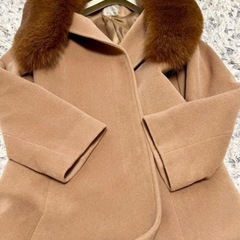 極美品　高級感溢れる艶々ふわふわ極上手触り　アンゴラ　ファーロングコートの画像