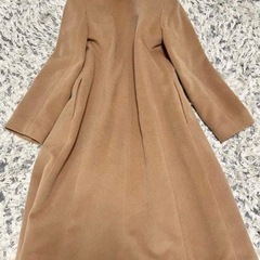 極美品　高級感溢れる艶々ふわふわ極上手触り　アンゴラ　ファーロングコートの画像