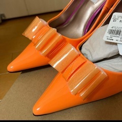 ロデオクラウン 新品タグ付き リボンパンプスの画像