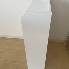 カウンター下収納の画像