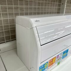 ★リユースのサカイ高崎店★TJ13302 FUJITSU ルームエアコン AS-R22H-W 2.2kw ２０１８年製 室内機分解洗浄済みの画像