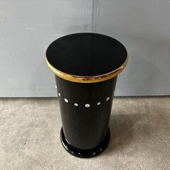 美品『AHURA』アウラ ceramic 台座 花台 飾り台 オブジェ コラム スワロフスキー 陶器 陶器製 置物 置き物 イタリア製 ゴールド ブラック 小の画像
