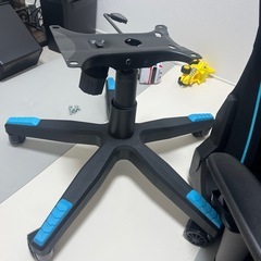 【取引中】ゲーミングチェアの画像