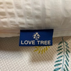 LOVE TREE クッション　ロトトクッションの画像