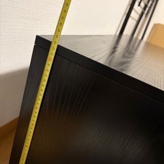 【黒の木目調ローボード／テレビ台】の画像