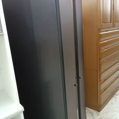 リユースのサカイ栃木店★ジモティ割あり★  ワードローブ ブラック W85.2×D55×H188 クリーニング済み TC11501の画像