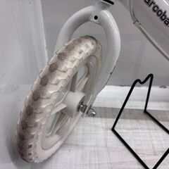  arcoba アルコバ キックバイク ペダルなし自転車 12インチ ピンク スタンド付き ホワイトの画像