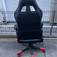 🎮 JPRACING ゲーミングチェア（レッド×ブラック）の画像