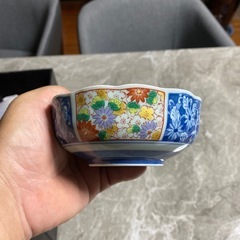 有田焼き？の皿の画像