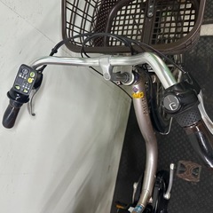 東京23区配達無料🌈新基準　ブリヂストン アシスタ　12.3Ah リチウム 電動自転車 中古　BS 1377の画像