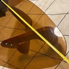 【ガラスローテーブル（イサム・ノグチ風デザイン）】の画像