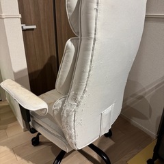 ゲーミングチェアの画像