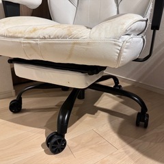 ゲーミングチェアの画像