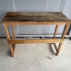 【無料にて引取お願いします】屋外にて使用 手作りワークデスク 作業台の画像