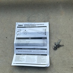 レネゲード　THULE　ルーフバーの画像