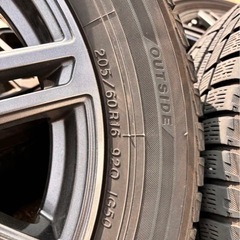 スタッドレスタイヤホイールセット　16インチ　ノア　ヴォクシー　4本の画像