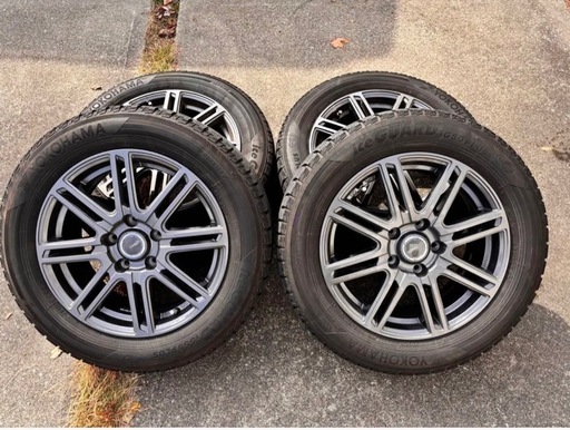 スタッドレスタイヤホイールセット　16インチ　ノア　ヴォクシー　4本