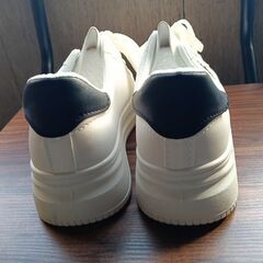 新品 24.5cm レディース スニーカー ホワイト シューズ 靴 カジュアル 識別番号:(942-Z)の画像