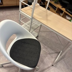 デスク/チェアセットの画像