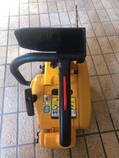 エンジンチェンソー
