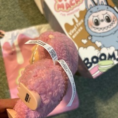 ラブブ　正規品　ピンクの画像