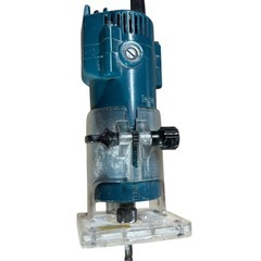 Makita トリマー 3707F 440Wの画像