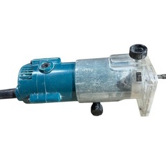 Makita トリマー 3707F 440Wの画像