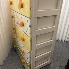 東z85 プーさん 5段 プラスチック 衣装ケース ディズニーの画像