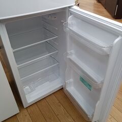 ★リユースのサカイつくば店★TK7194 Haier  冷蔵庫 JR-N130C 130L 23年製 動作確認／クリーニング済み　【リユースのサカイつくば店】 の画像