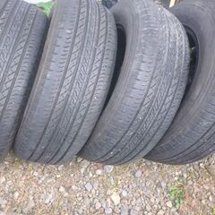 🔶在庫整理！中古品タイヤ！215.65.16！サマータイヤ！4本の画像