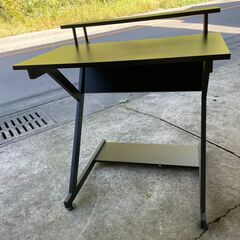 【リユースショップスパークル】パソコンデスク　No.110　ブラック　PCデスク　ワークデスク　机　配送設置可能♪の画像