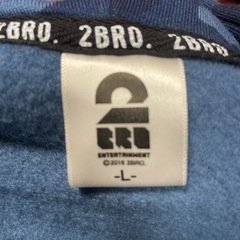 2bro ジップパーカーの画像