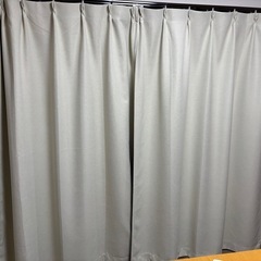 無印用品カーテン　4枚×2セット　の画像