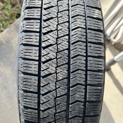 【お話中】ブリヂストン ブリザック VRX2 スタッドレスタイヤ 4本　175/65R15の画像