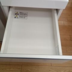 ★リユースのサカイつくば店★TK7198 NITORI レンジ台 ホワイト H110×D50.5×W89.5 クリーニング済みの画像