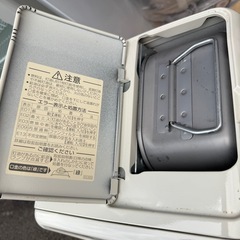 石油ストーブの画像