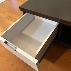 テレビ台の画像