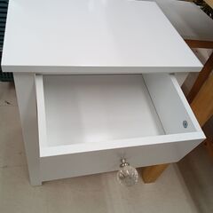 リユースのサカイ栃木店★ジモティ割あり★  サイドテーブル ホワイト W40×D30×H55.5 クリーニング済み TC11506の画像