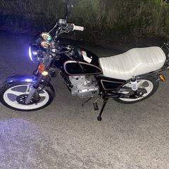 スズキGN125Hの画像