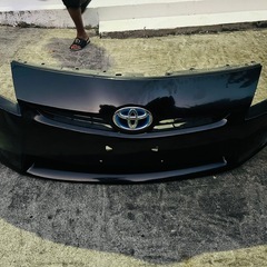 プリウス30フロントバンパー黒(202)　の画像