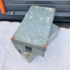 ブリキ　衣装ケース　2ケセットの画像