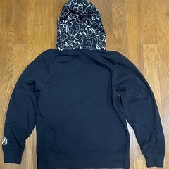 2bro パーカーの画像